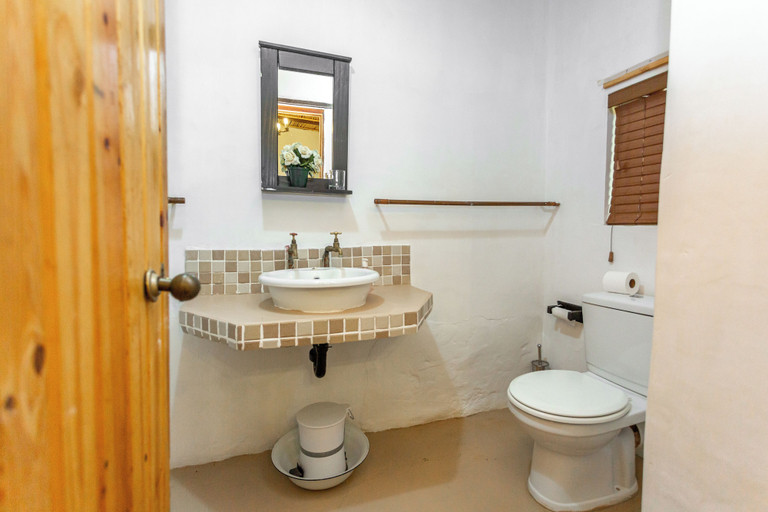 Bathroom 3, Bella de Karoo, Eden