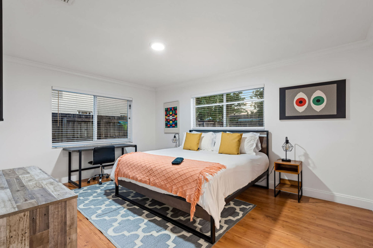 Room 5, 4BR With Private Pool and Game Room - Prime Location, Broward