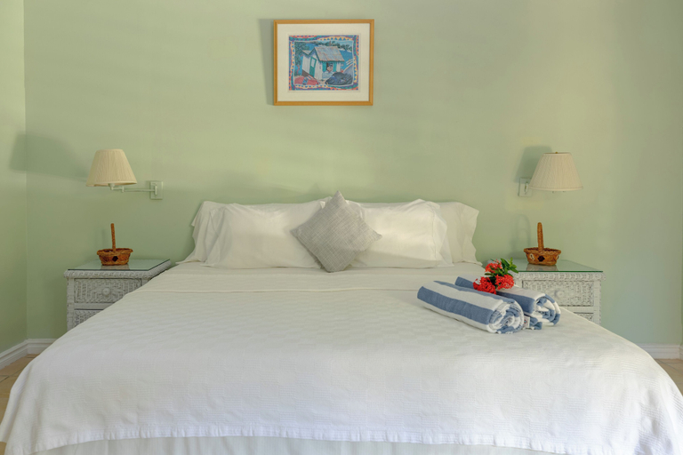 Room 3, Fort Recovery Beachfront Resort
