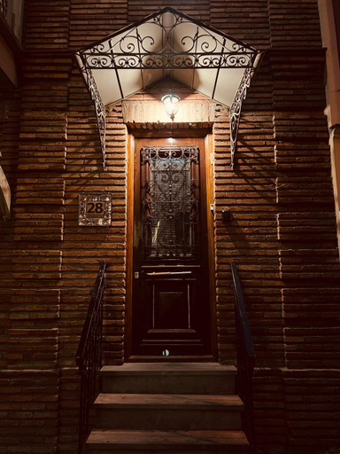 Others 4, Anano Apartment on Botanikuri, Tbilisi