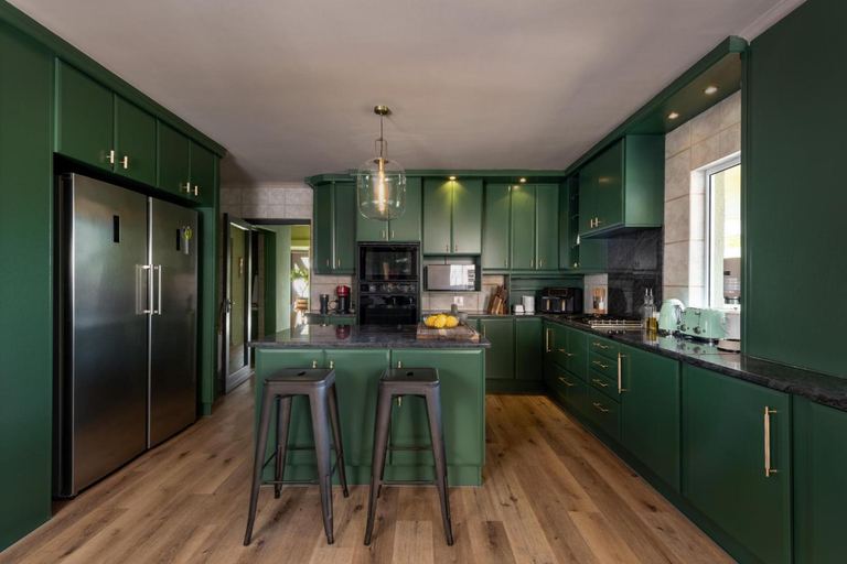 Kitchen 5, Luxury Camps Bay 5 Star w Gym Pool Kinvara Villa, City of Cape Town
