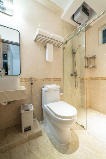 Bathroom 4, Samann Blue, Malé
