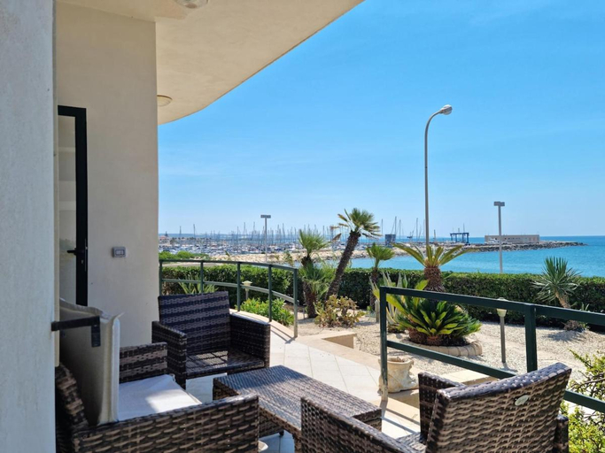 Others 3, Vista Mare Apartments, Ragusa