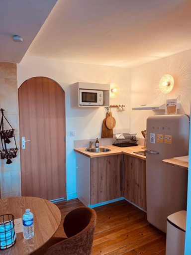 Others 4, Villa Robs - Studios et Appartements - Localisation ideale, Calvados
