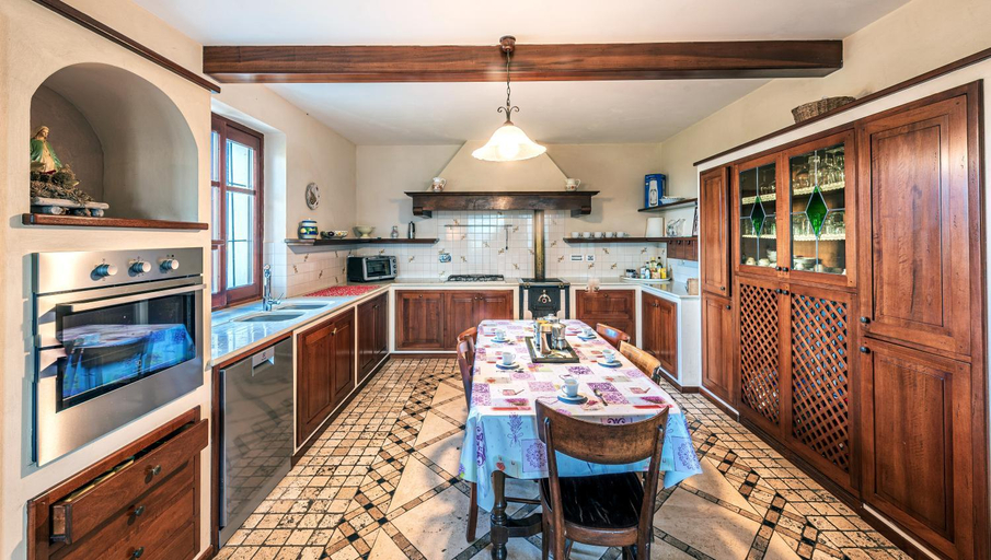 Others 5, Villa Bricco Paglieri, Cuneo