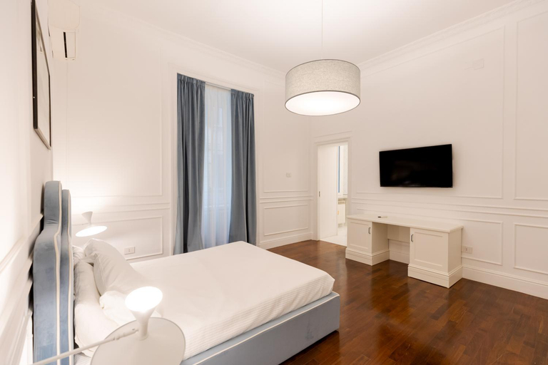 Others 4, B&B Il Centrale - Suite, Napoli