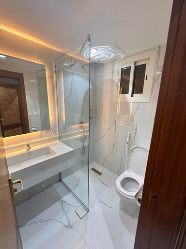 Bathroom 2, Trust Makan, Makkah