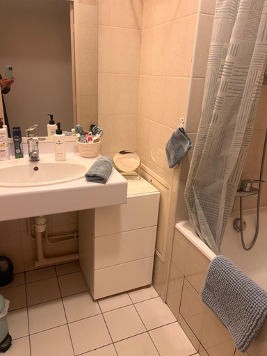 Bathroom 2, Double Room with Balcony, Paris
