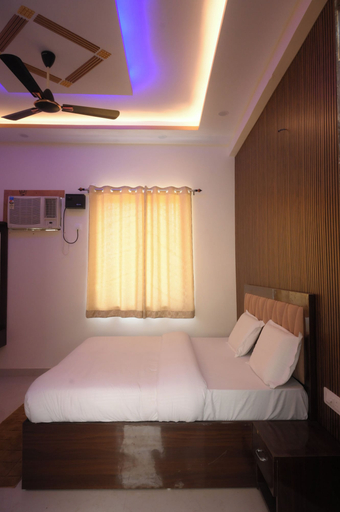 Room 4, Shubharambh Green's, Mathura