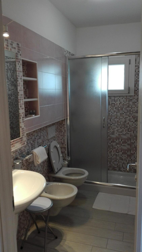 Bathroom, La Madonnina Vacation Flats, Verona