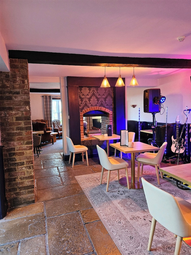 Food & Drinks 4, MARSH FARM HOTEL, Wiltshire