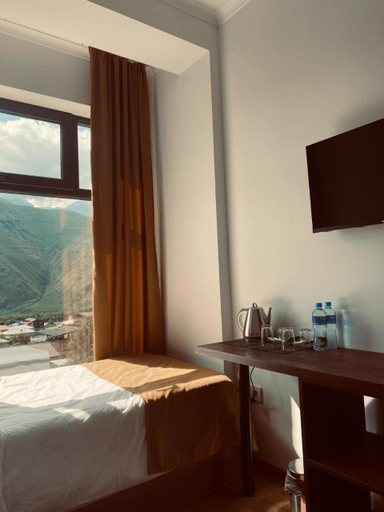 Bedroom 2, Melodia KAZBEGI, Kazbegi