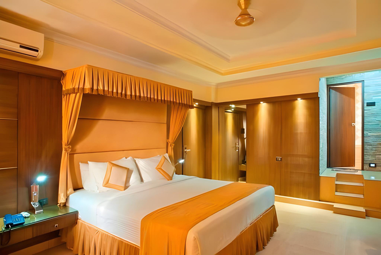 Bedroom 2, Gulshan International Hotel, Kolkata