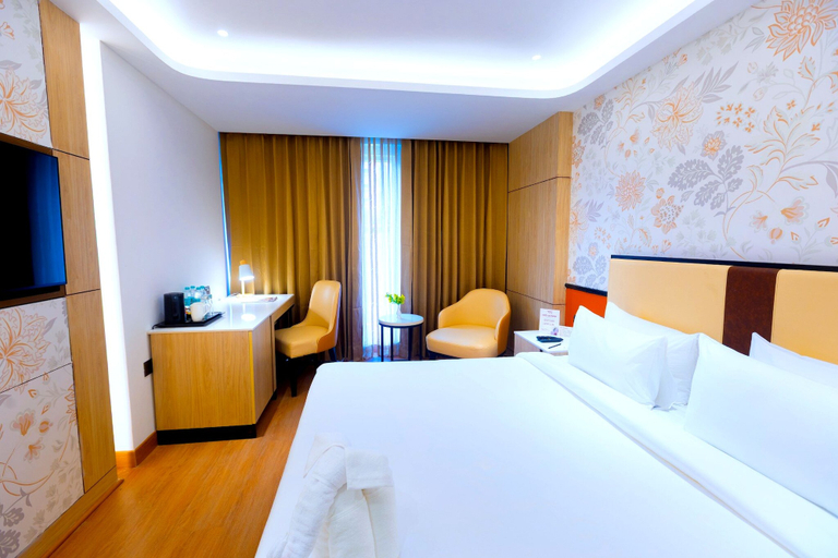 Room 2, Pride Premier Greater Noida, Gautam Buddha Nagar