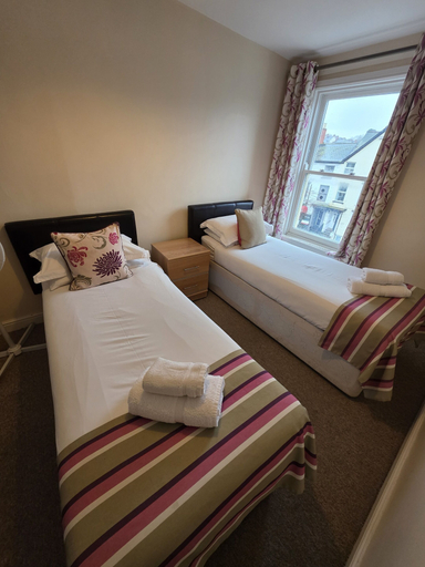 Bedroom 3, Harry's Hotel, Ceredigion