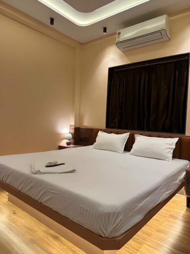 Room 3, Hotel Vyankatesh Inn, Nashik