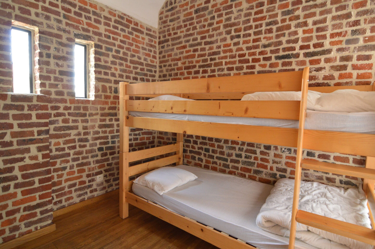 Bedroom 2, Teuven Farmhouse for 24 Guests, Limburg