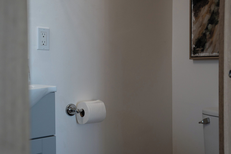 Bathroom 3, Sur del Valle, Ensenada