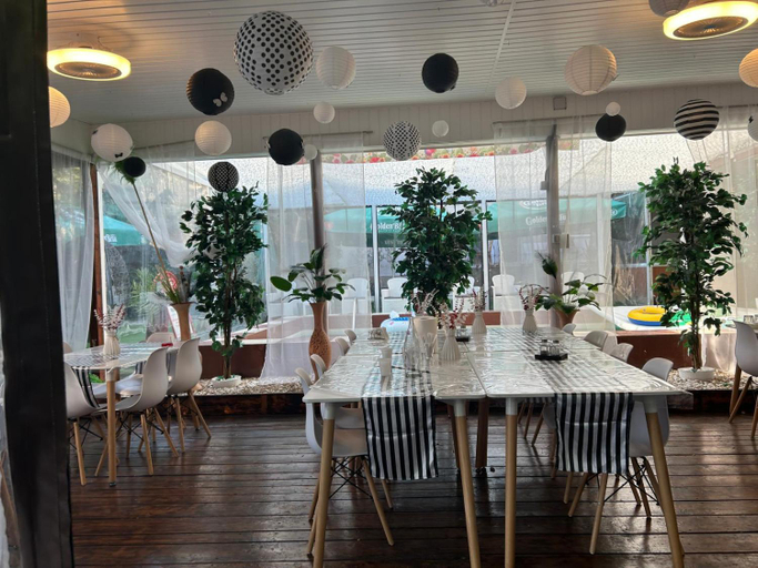 Food & Drinks 5, Suzana Garden, Mangalia