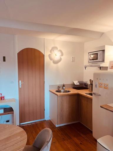 Others 5, Villa Robs - Studios et Appartements - Localisation ideale, Calvados