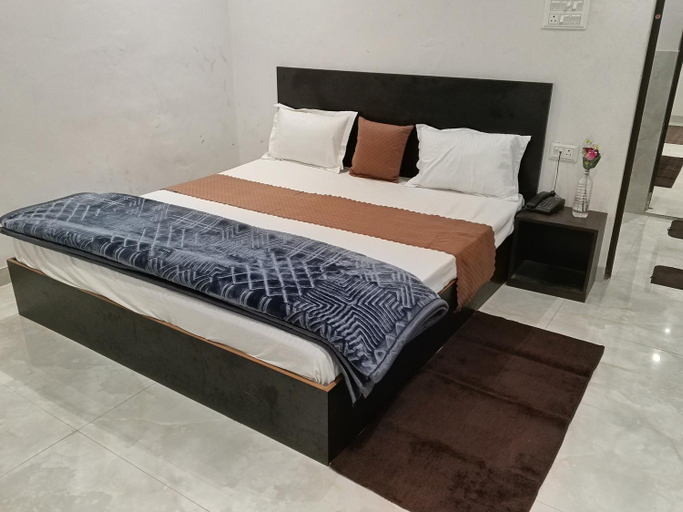 Others 5, Dev darshan guest house, Varanasi