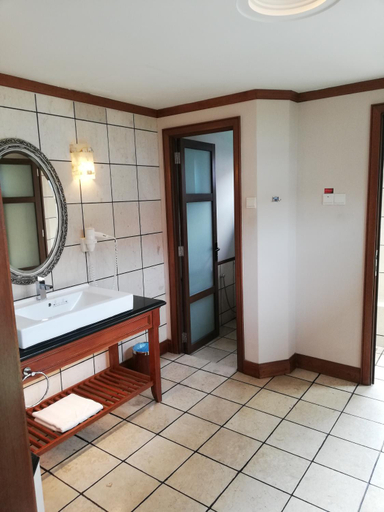 Bathroom 3, Straits View Villas Private Apartment at Port Dickson, Port Dickson