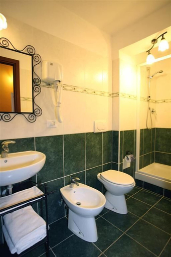 Bathroom 4, Balbi Hotel, Genova