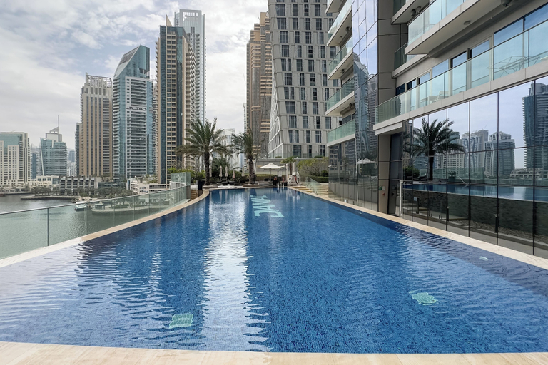 Sport & Beauty 4, Prime 2BR in Damac Heights Marina, Dubai
