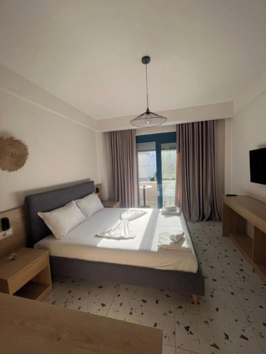 Room 5, Dolanit Hotel Village, Kavajës
