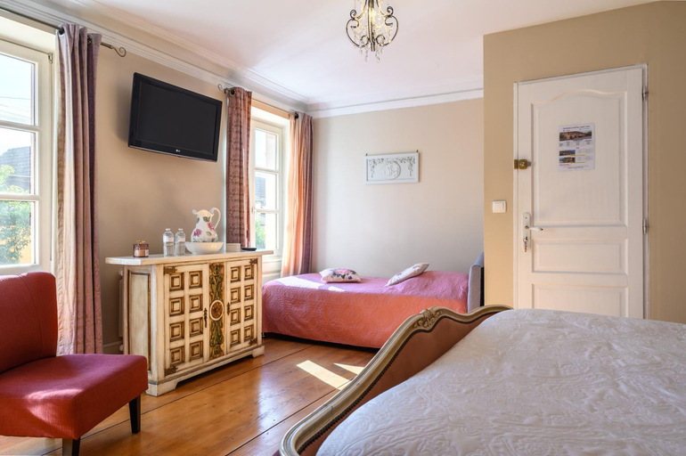 Bedroom 2, Demeure D'antan - Chambres d'hotes, Haut-Rhin