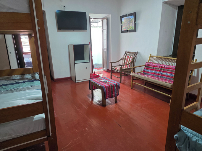 Room 4, Hostel MALLKU, Cusco