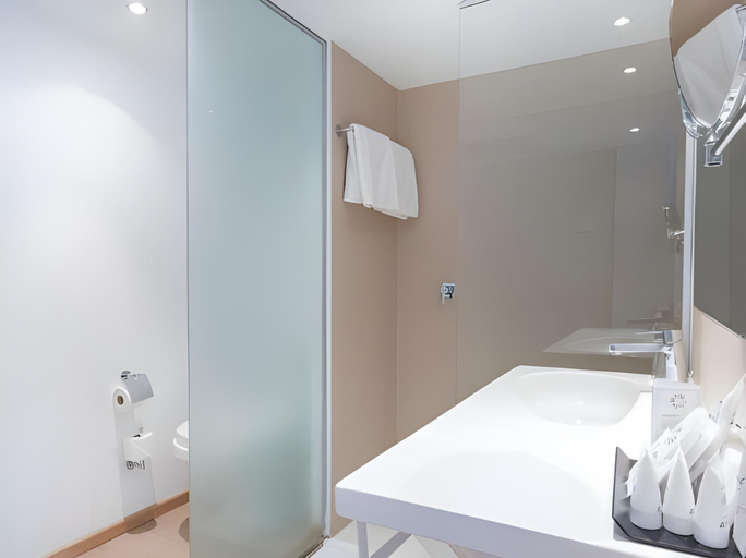 Bathroom 4, Hotel Be Live Adults Only Marivent, Baleares