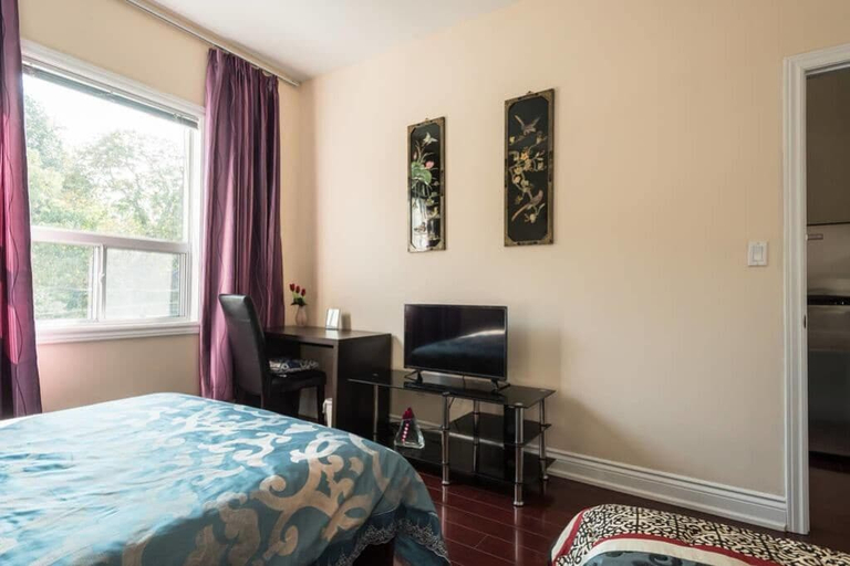 Bedroom 4, Lilli Garden Inn & Suites, Toronto