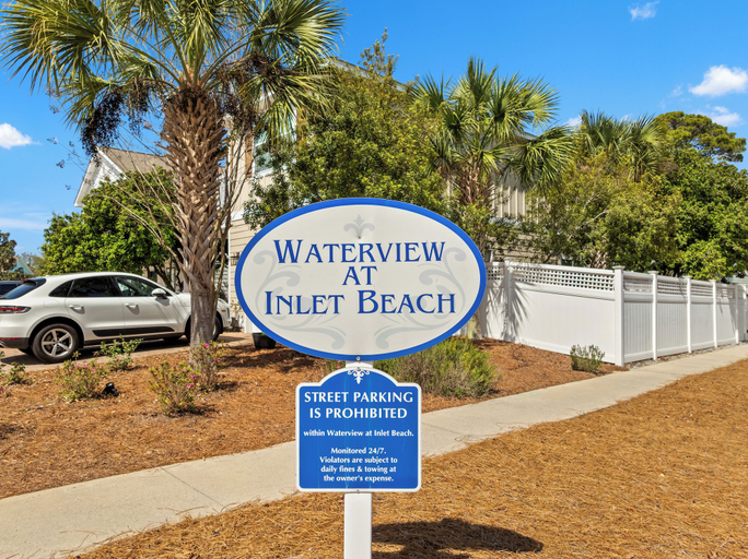 Property grounds, The Winking Turtle Your Shell-tered Beach Escape! Sleeps 10!, Walton