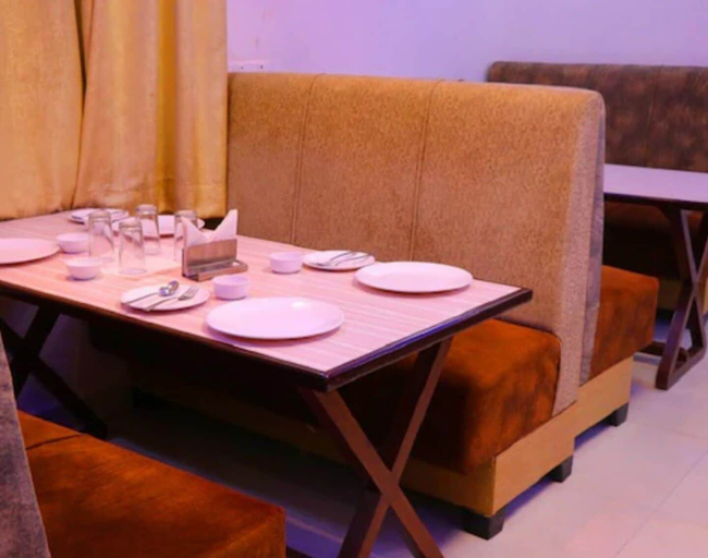 Dining, Hotel Shar Inn, Balrampur