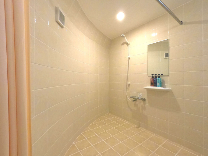 Bathroom, Uruma Dome Okinawa Saturn7, Uruma