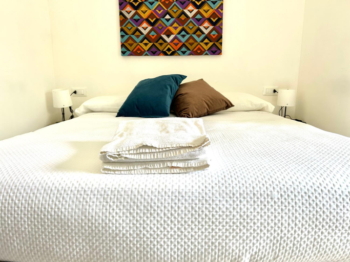 Bedroom 2, Relais Trulli Le Icone, Brindisi
