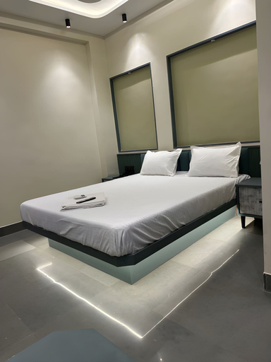 Room 4, Hotel Vyankatesh Inn, Nashik