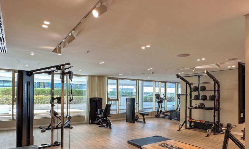 Gym 2, LUX  The Grand Bleu Suite 2, Dubai