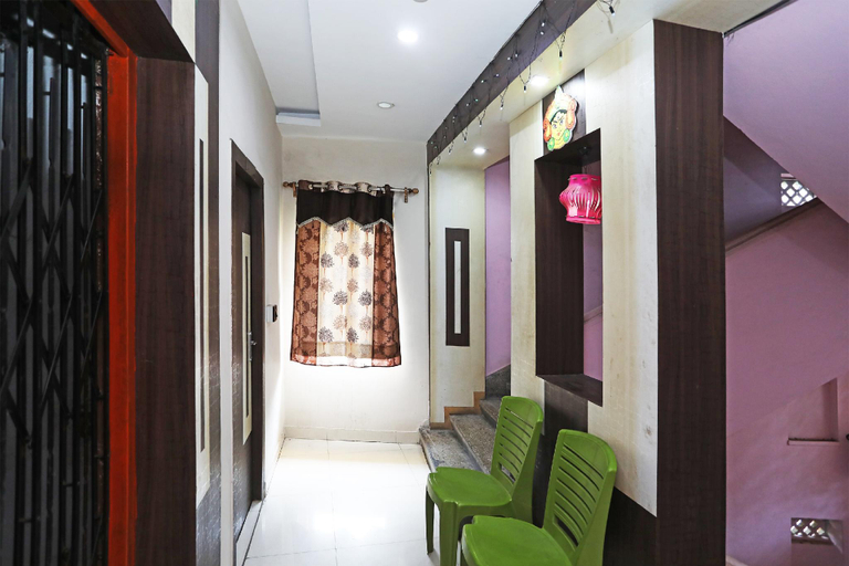 Public Area 2, Hotel O South Inn, Kolkata