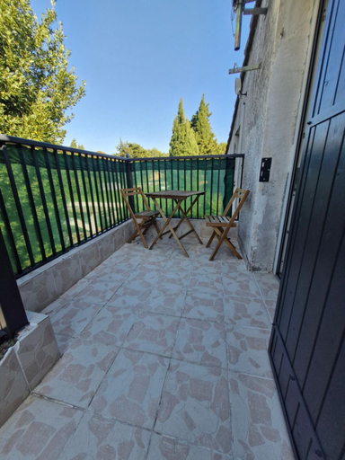 Others 5, Chez Faby et Jose, Vaucluse