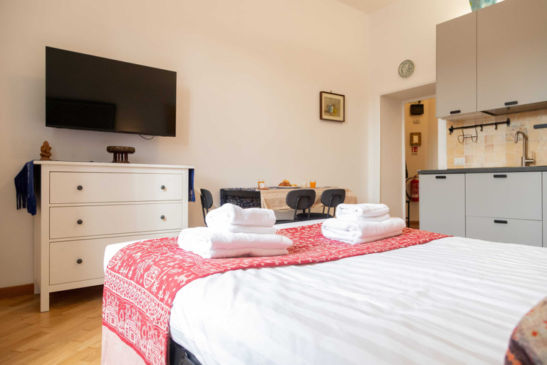 Room 4, Casa Sai, Rome