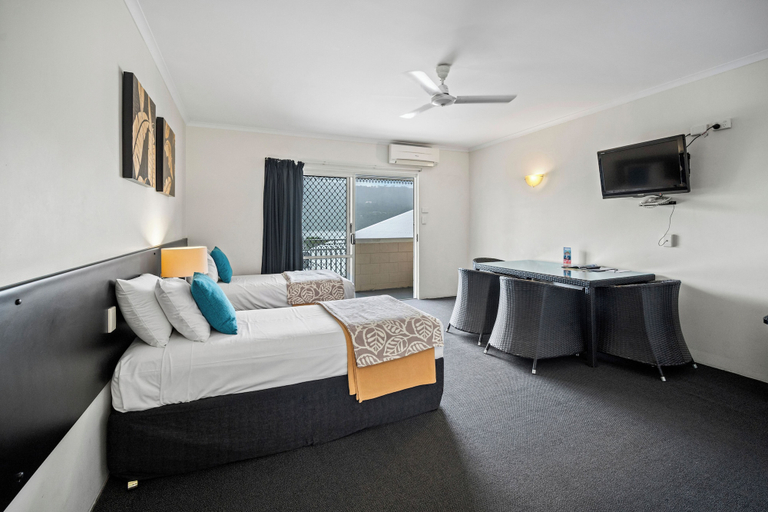 Bedroom 4, Colonial Palms Motor Inn, Whitsunday