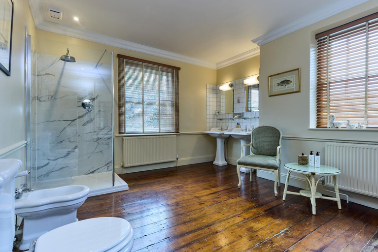 Bathroom 3, The Old Bridge, Cambridgeshire