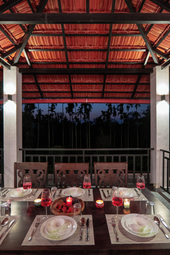 Outdoor dining 5, ELIVAAS Tranquility 5BHK PetFriendly, Kodagu