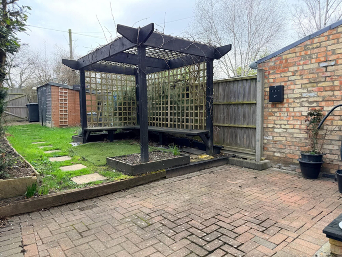 Room 3, Riverside Cambridge House - Garden Log Burner Waterfront View, Cambridgeshire