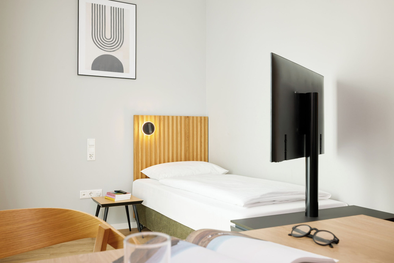 Bedroom 3, appartello - smarttime living Berlin, Berlin