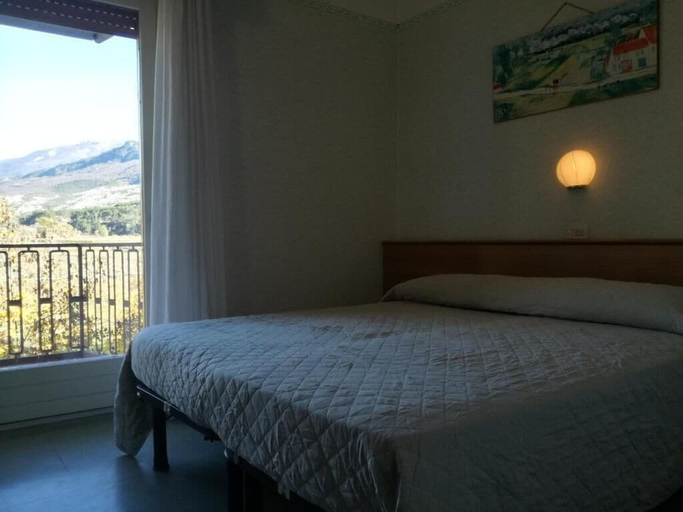 Bedroom 4, Aktiv Hotel Eden, Trento