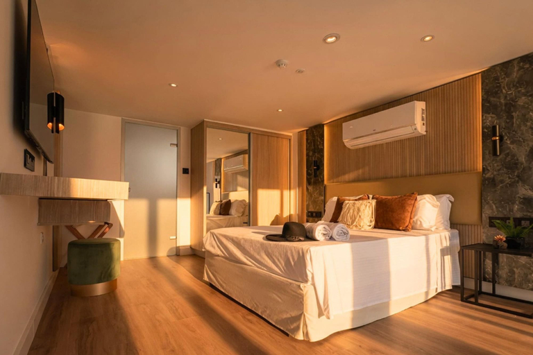 Bedroom 3, Cavo Maris Beach Hotel