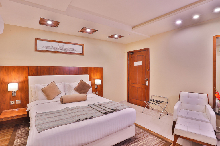 Bedroom 2, Avari Xpress Faisalabad, Faisalabad